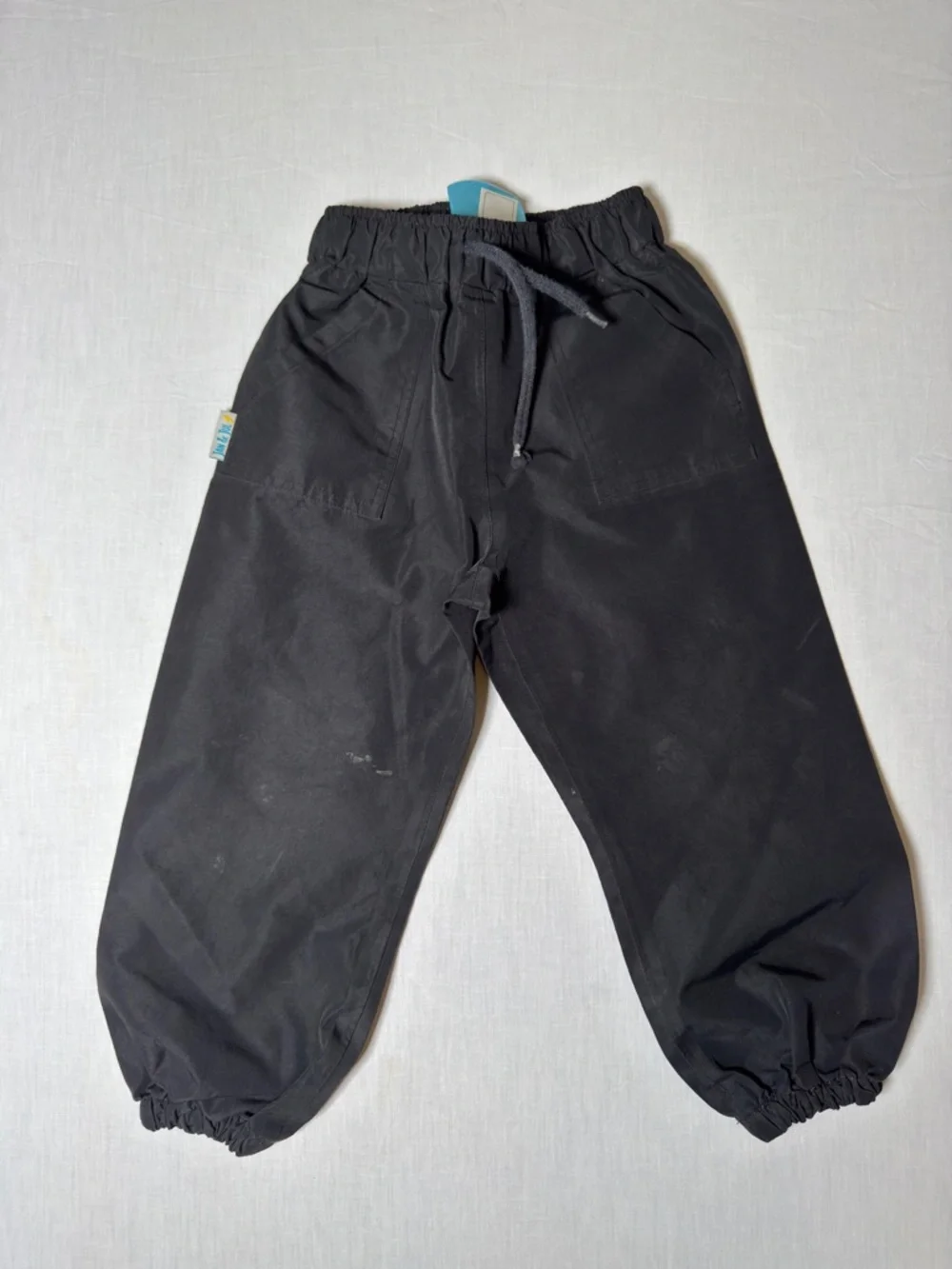 Unisex Kids Black Elastic-Waist Jogger Pants by - Picture 1 of 2